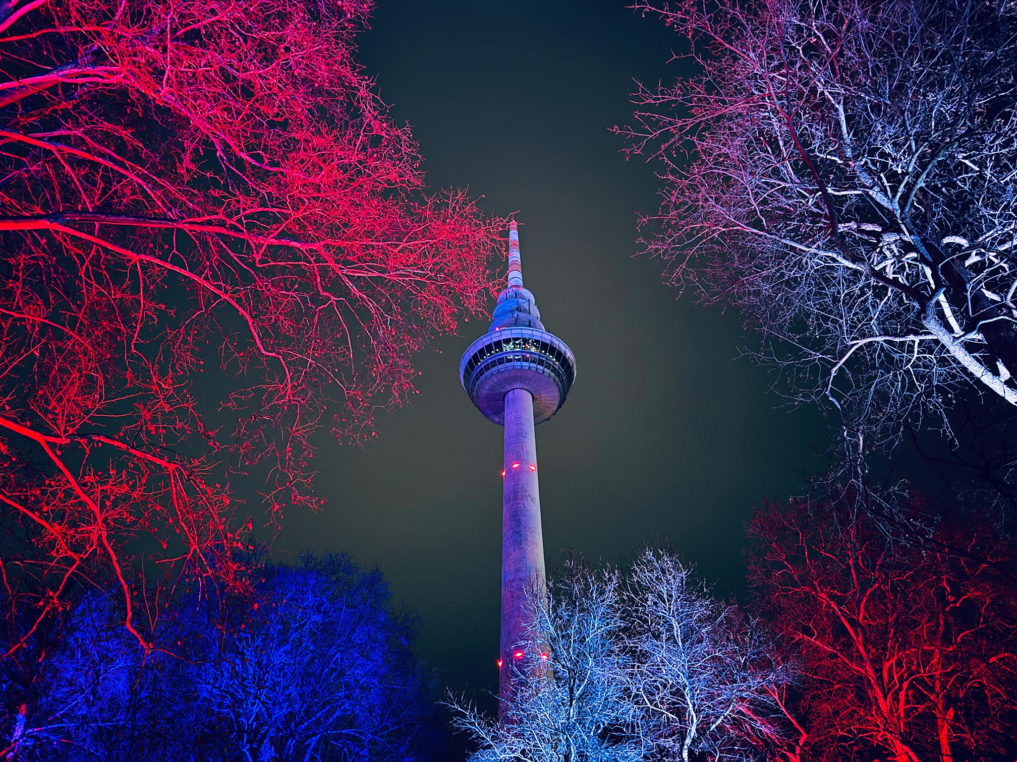 Farbenfroher Wasserturm