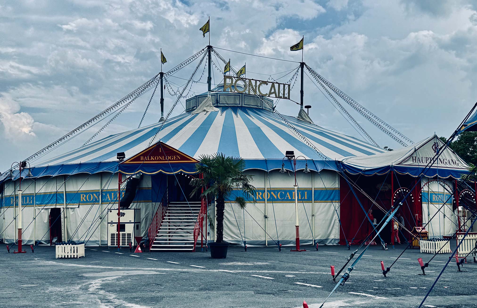 Zirkus Roncalli