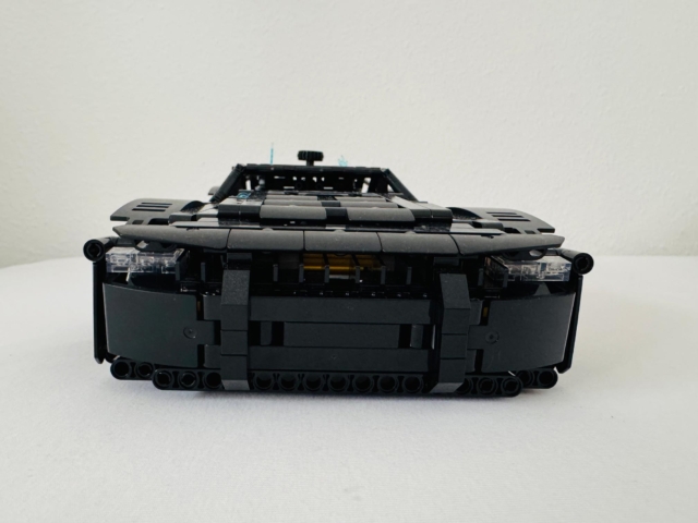 Batmobil aus dem Film The Batman aus Lego
