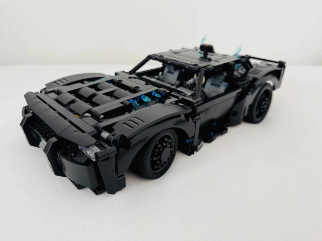 Batmobil aus dem Film The Batman aus Lego