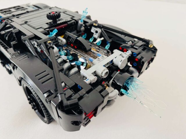 Batmobil aus dem Film The Batman aus Lego