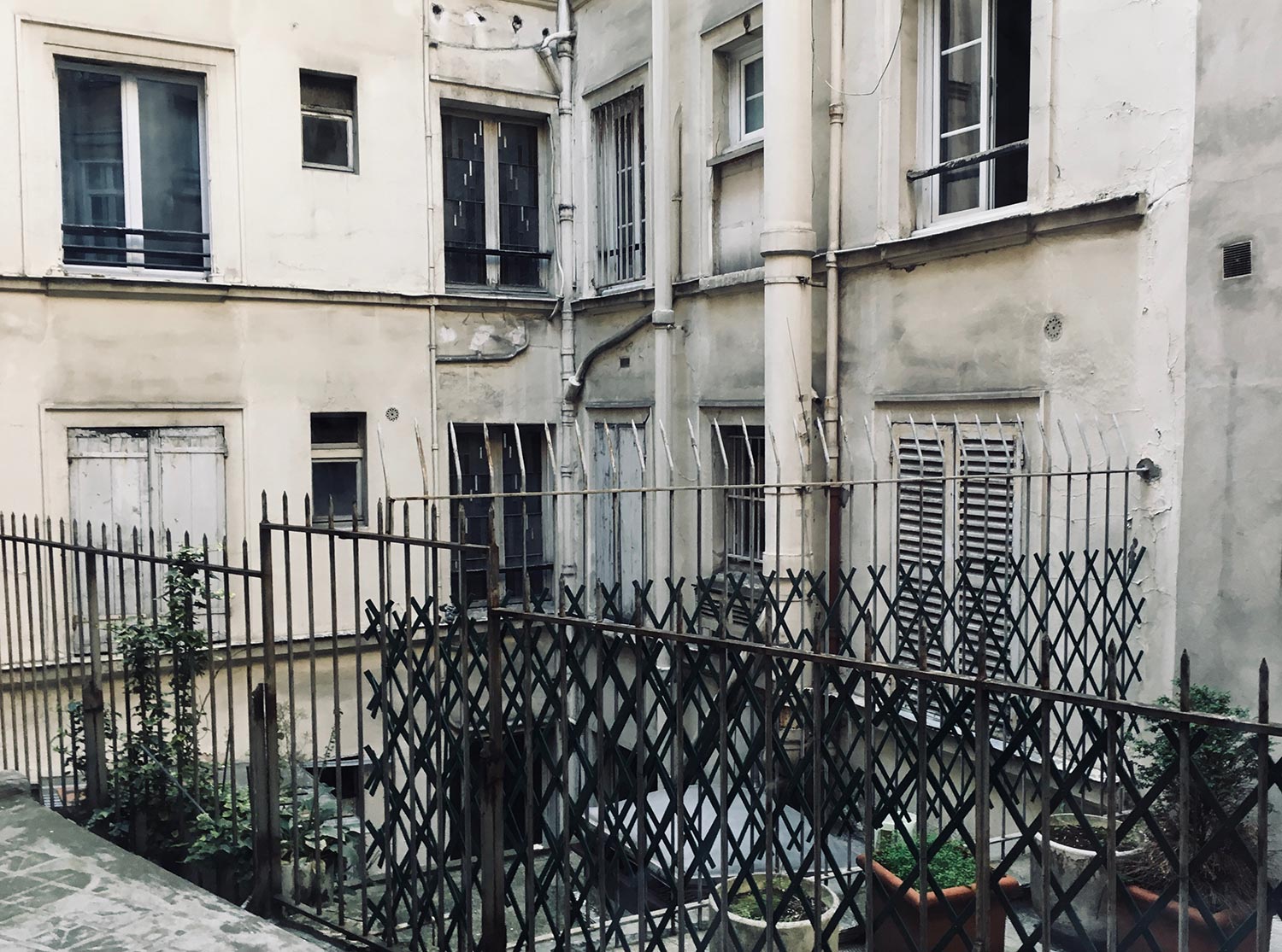 Hinterhof Athenes Paris