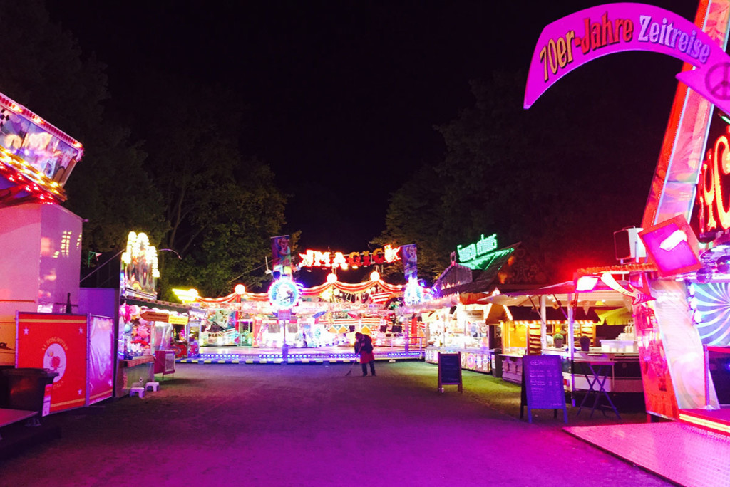 re:publica - Einsame Kirmes in der Nacht