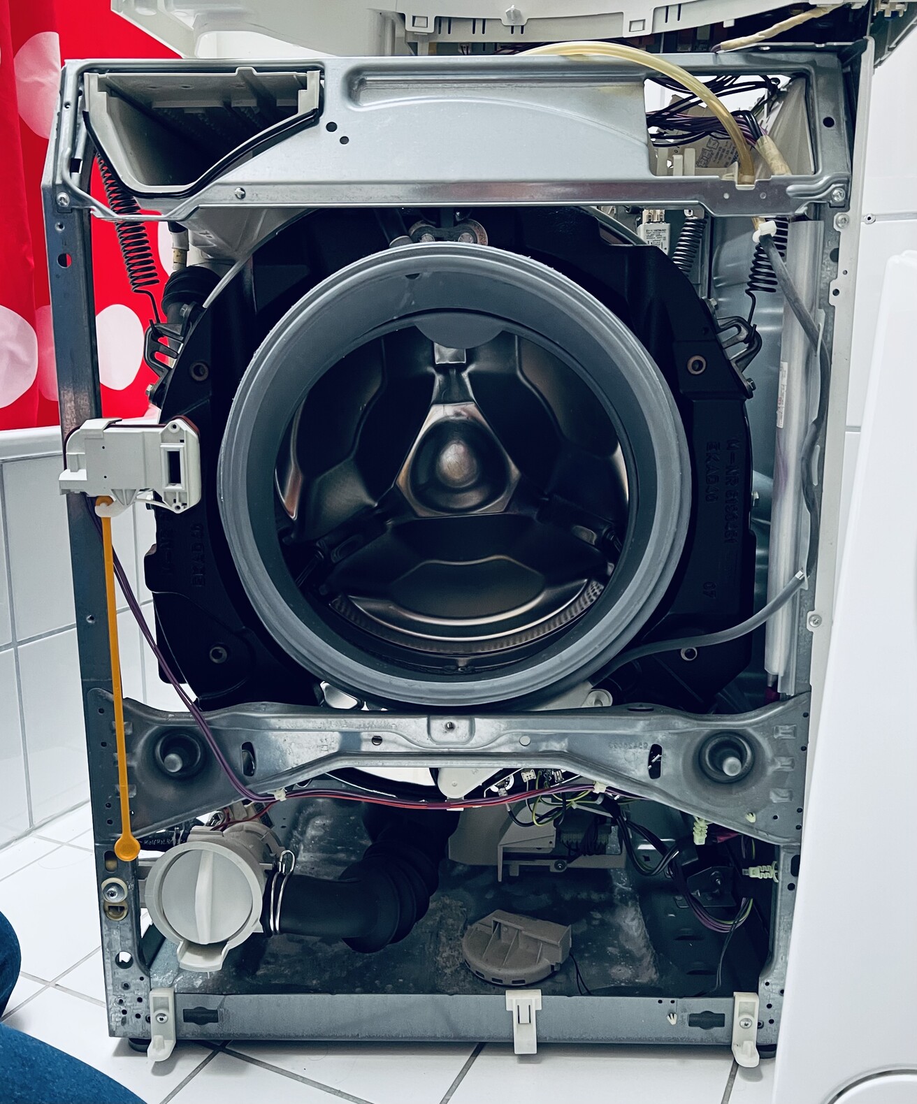 Waschmaschine ohne Bekleidung.